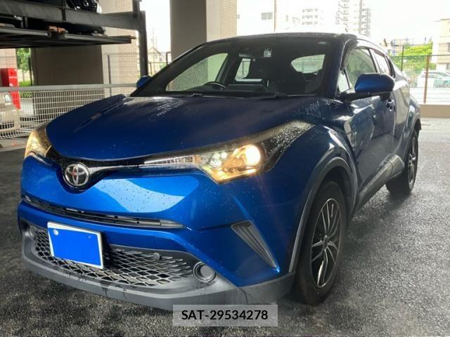 Toyota C-HR 2017-08 7875757-0