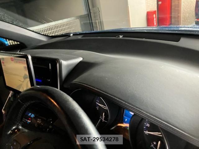 Toyota C-HR 2017-08 7875757-10