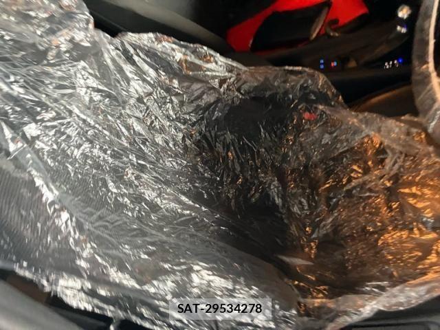 Toyota C-HR 2017-08 7875757-12