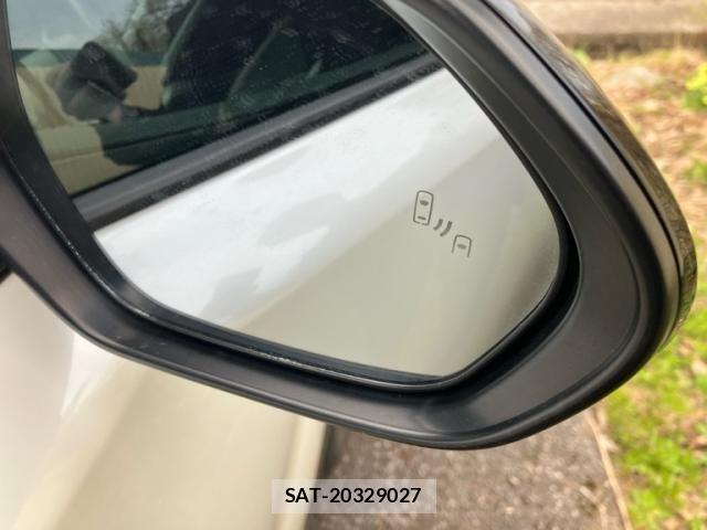 Toyota C-HR 2023-01 7978786-10