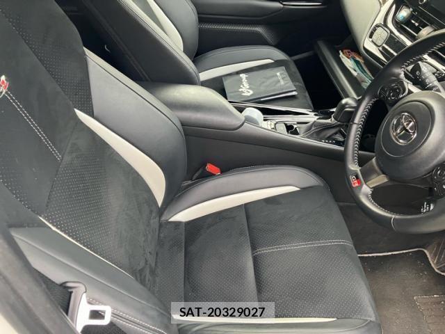 Toyota C-HR 2023-01 7978786-13