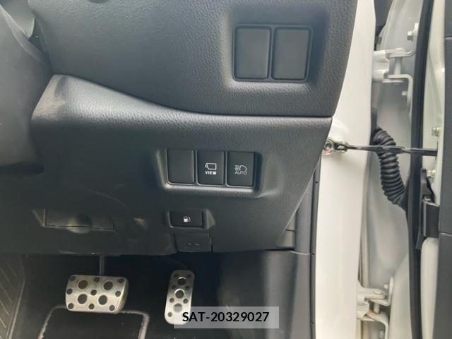 Toyota C-HR 2023-01 7978786-14