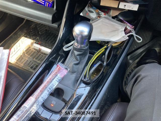 Toyota C-HR 2018-02 8034815-25