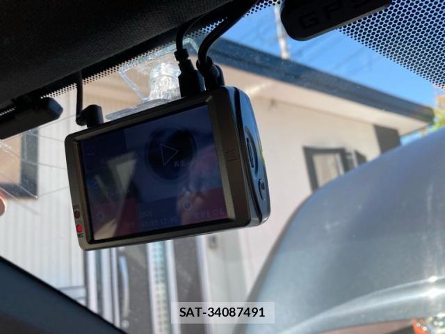 Toyota C-HR 2018-02 8034815-28