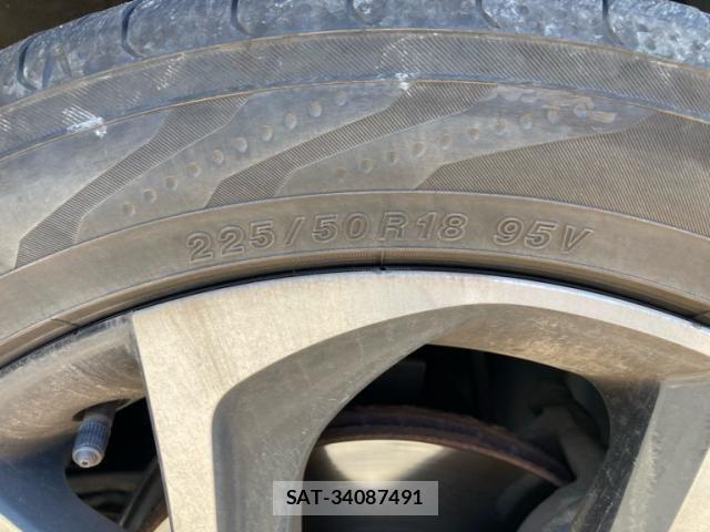 Toyota C-HR 2018-02 8034815-4