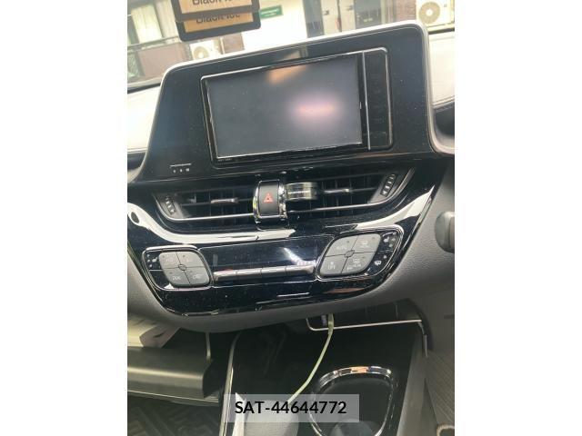 Toyota C-HR 2020-11 8034814-21