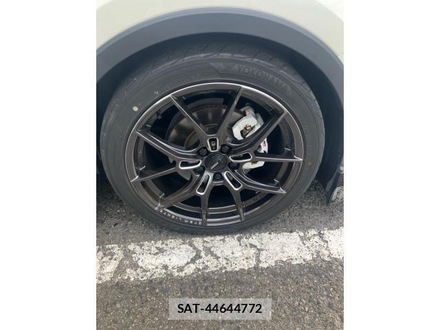 Toyota C-HR 2020-11 8034814-8