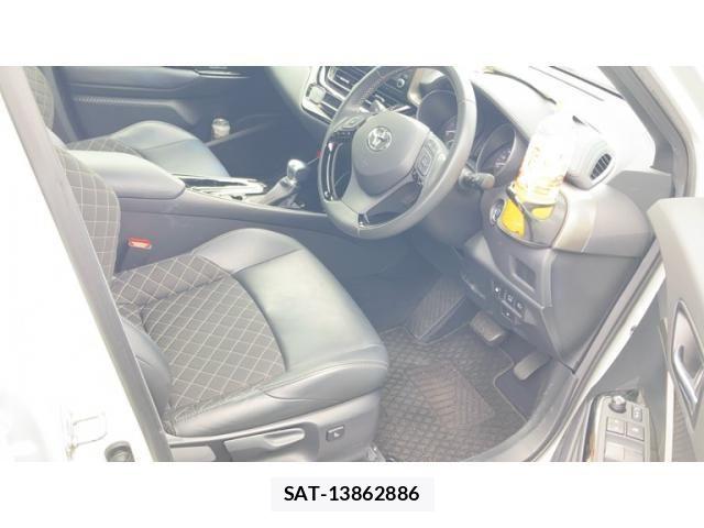Toyota C-HR 2022-09 8034813-17