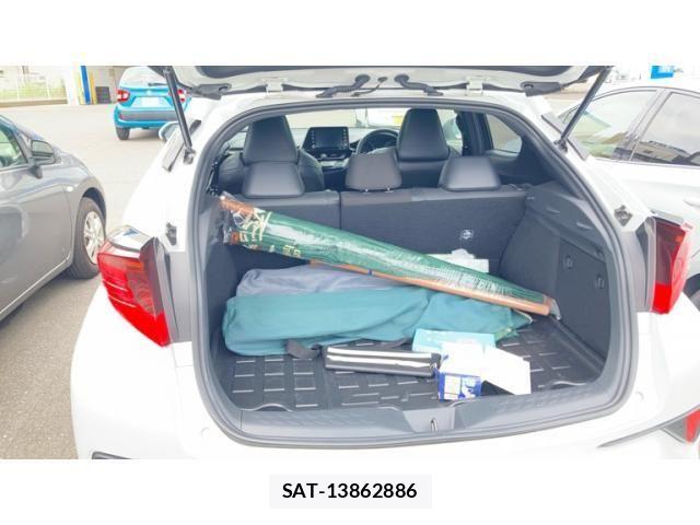 Toyota C-HR 2022-09 8034813-19
