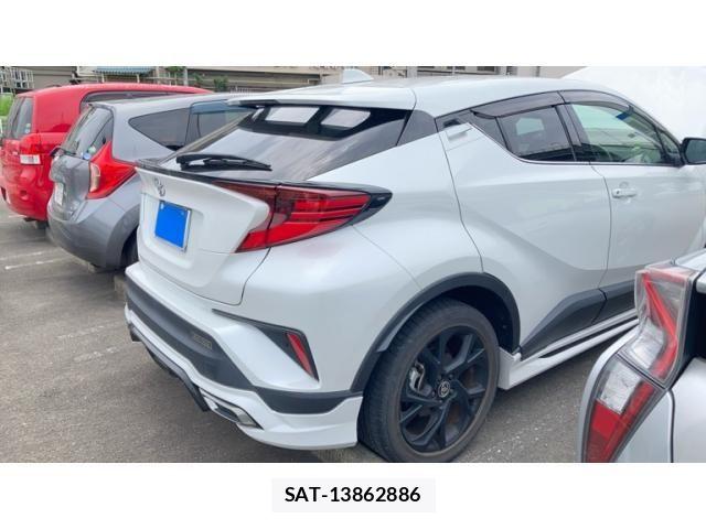 Toyota C-HR 2022-09 8034813-3