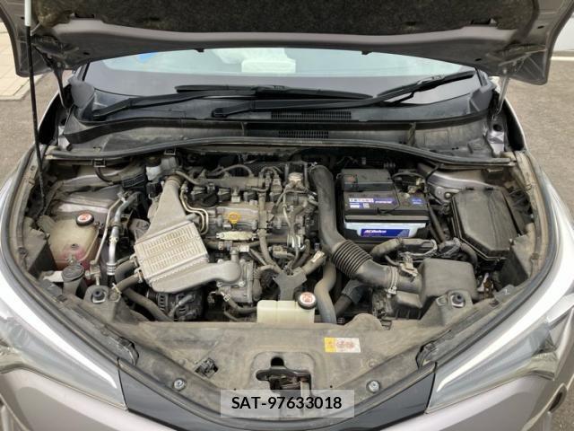 Toyota C-HR 2018-08 8073236-9