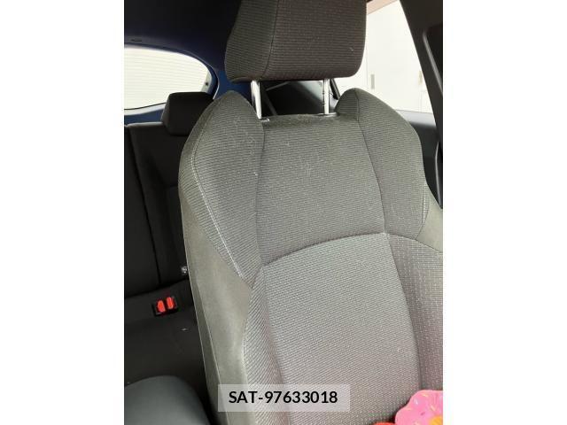 Toyota C-HR 2018-08 8073236-25