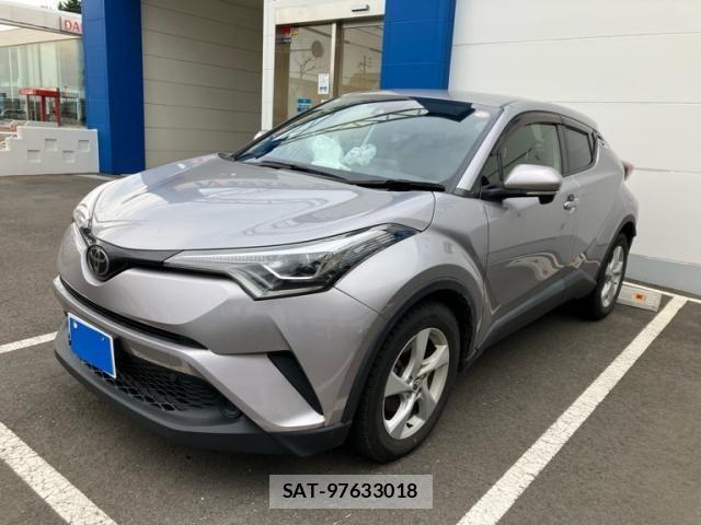 Toyota C-HR 2018-08 8073236-3