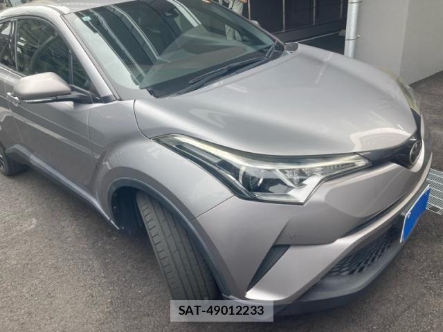 Toyota C-HR 2017-10 8073235-2
