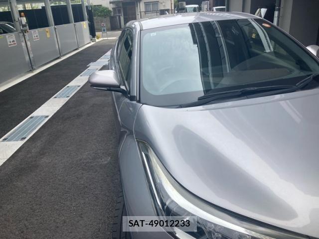 Toyota C-HR 2017-10 8073235-3