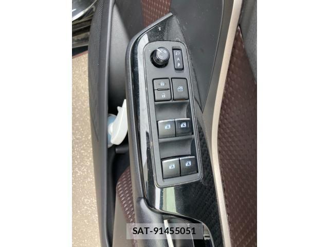 Toyota C-HR 2017-06 8098480-17