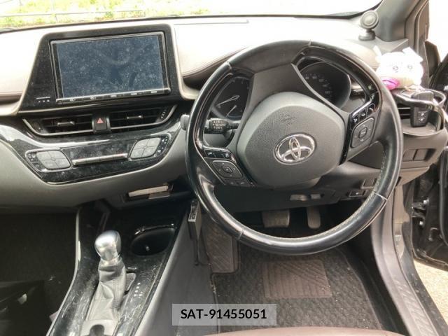 Toyota C-HR 2017-06 8098480-19