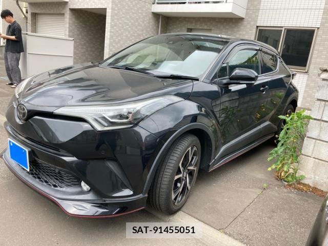 Toyota C-HR 2017-06 8098480-3