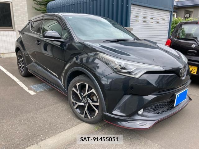 Toyota C-HR 2017-06 8098480-4