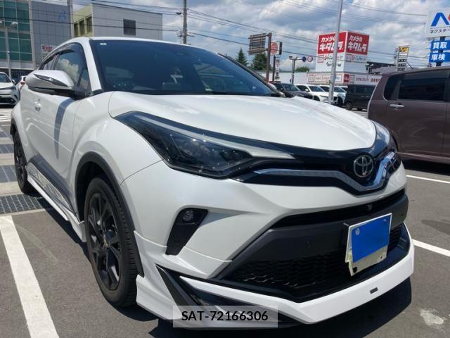 Toyota C-HR 2022-04 8098479-0
