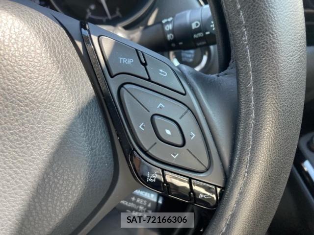 Toyota C-HR 2022-04 8098479-21
