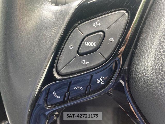 Toyota C-HR 2016-12 8206831-10