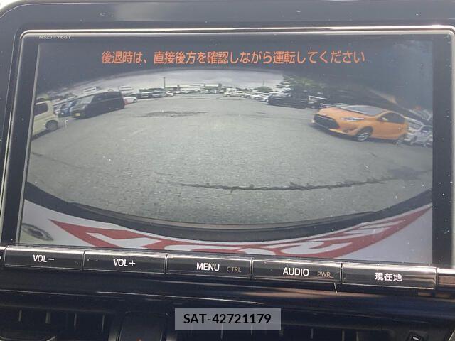 Toyota C-HR 2016-12 8206831-7
