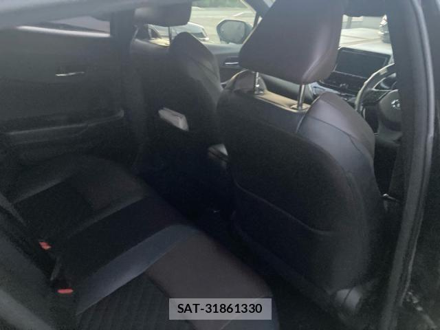 Toyota C-HR 2016-12 8229252-17