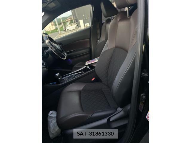 Toyota C-HR 2016-12 8229252-22
