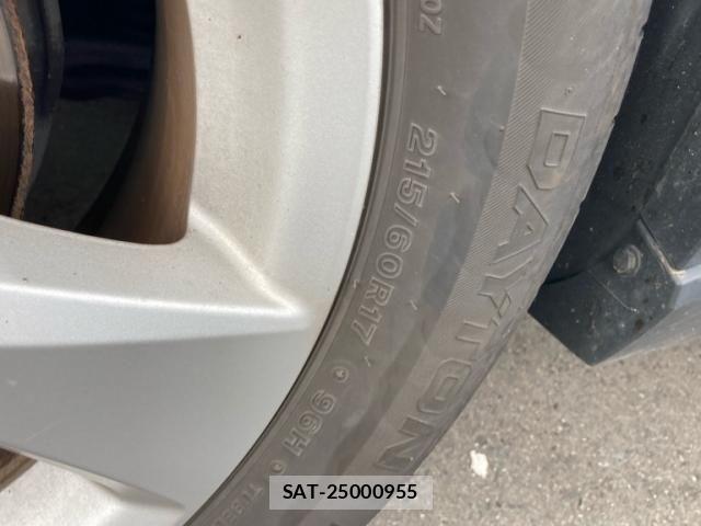 Toyota C-HR 2018-11 8229253-8