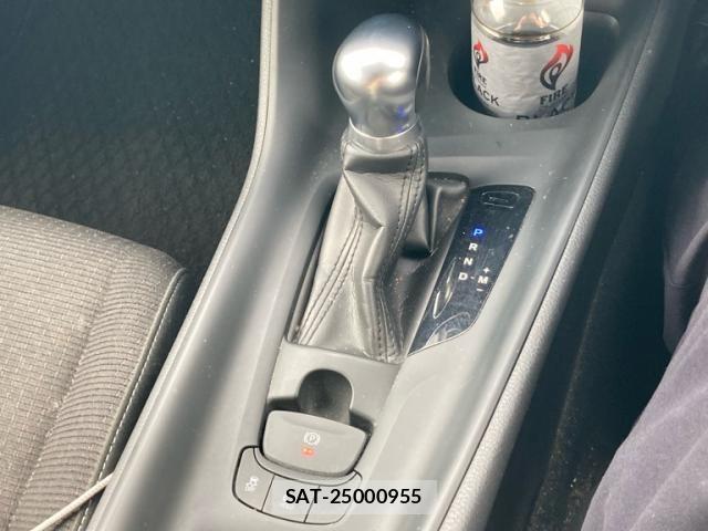 Toyota C-HR 2018-11 8229253-19