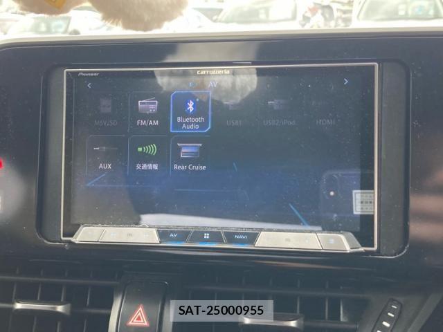 Toyota C-HR 2018-11 8229253-20