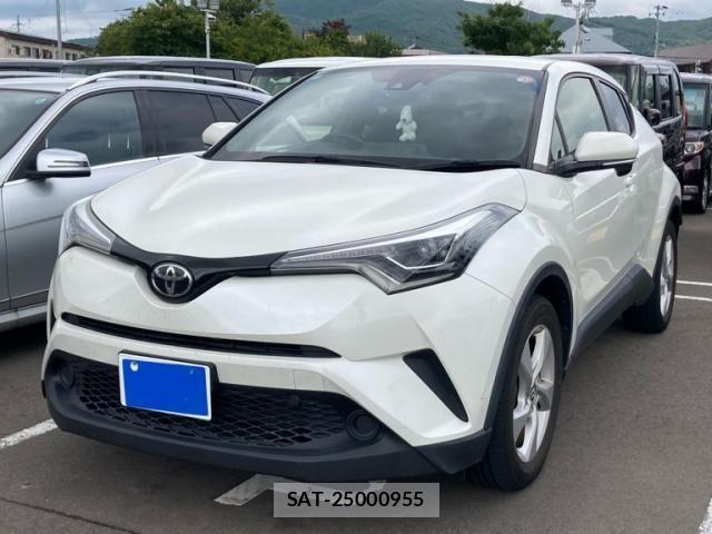 Toyota C-HR 2018-11 8229253-1