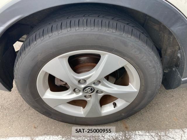 Toyota C-HR 2018-11 8229253-6