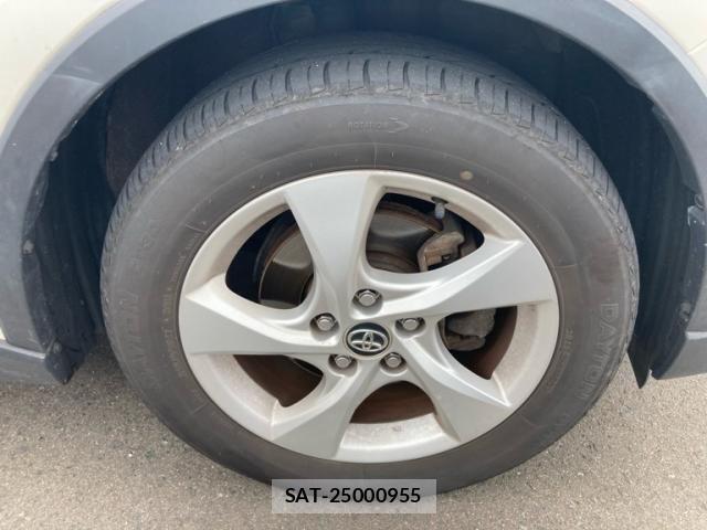 Toyota C-HR 2018-11 8229253-7