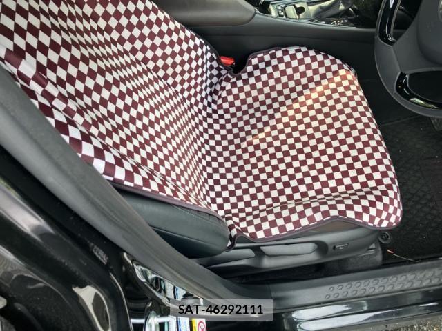 Toyota C-HR 2017-09 8244833-13
