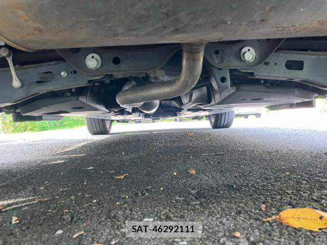Toyota C-HR 2017-09 8244833-20
