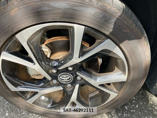 Toyota C-HR 2017-09 8244833-8