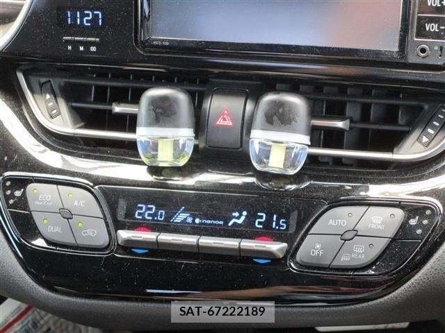 Toyota C-HR 2017-05 8313665-6