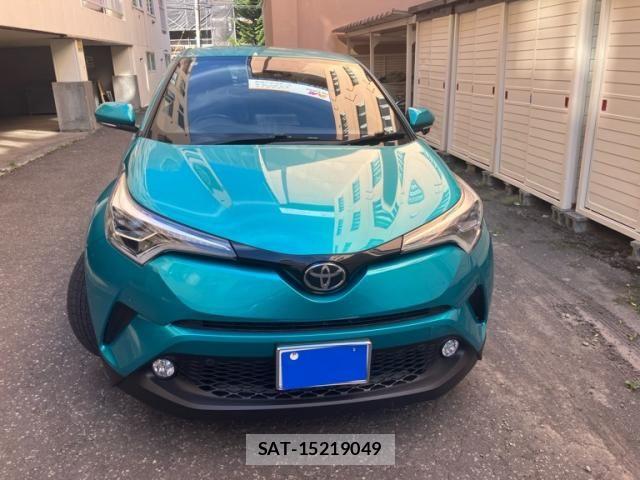 Toyota C-HR 2017-08 8335221-0
