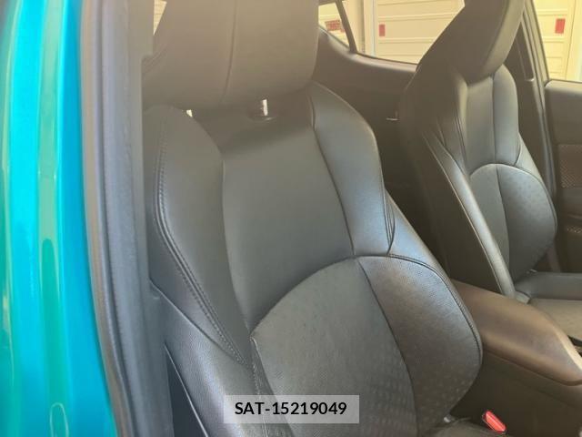 Toyota C-HR 2017-08 8335221-15