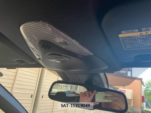 Toyota C-HR 2017-08 8335221-23