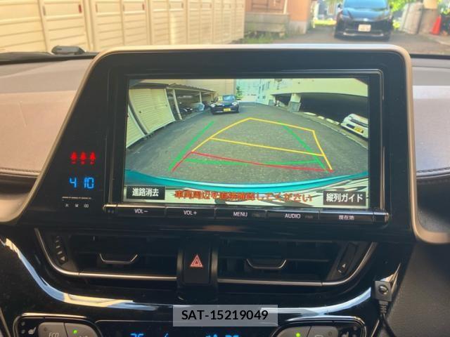 Toyota C-HR 2017-08 8335221-26