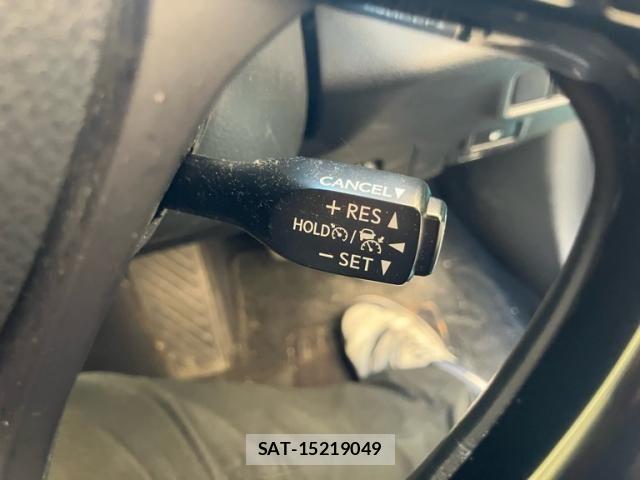 Toyota C-HR 2017-08 8335221-28