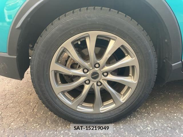 Toyota C-HR 2017-08 8335221-4