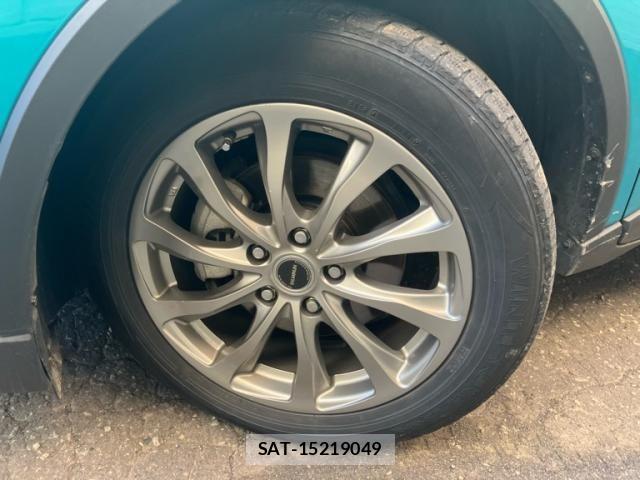 Toyota C-HR 2017-08 8335221-6