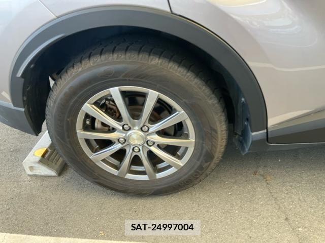 Toyota C-HR 2017-01 8335218-2