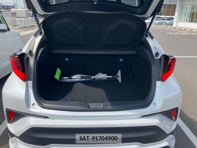 Toyota C-HR 2022-03 8561413-15