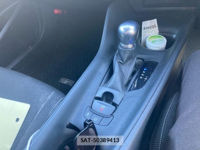 Toyota C-HR 2017-02 8561412-17