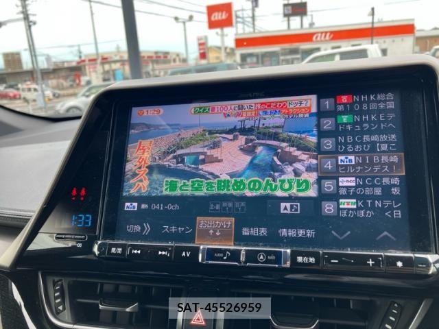 Toyota C-HR 2018-02 8658405-19